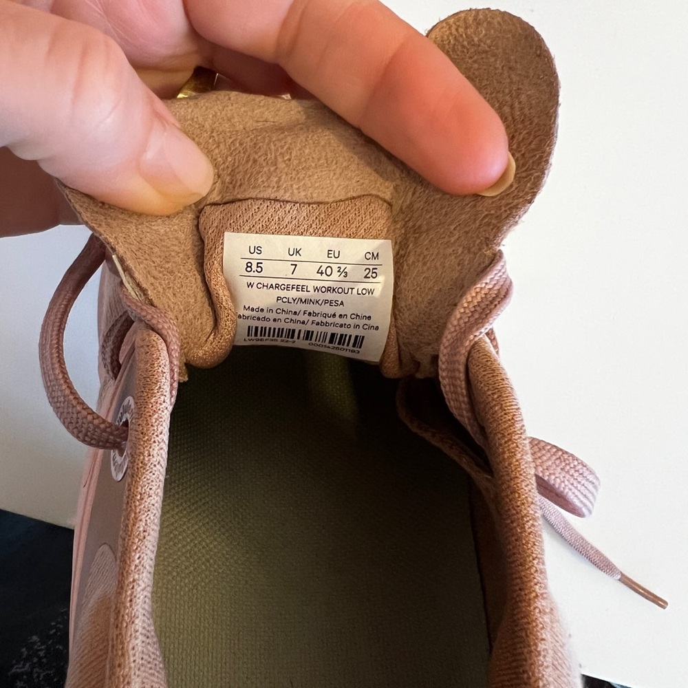 lululemon Women's Chargefeel Low Sneakers Color Mink Size: 8.5 - Picture 15 of 15